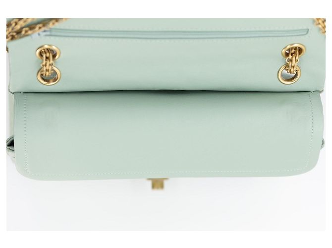 Mademoiselle Borsa Chanel 2.55 Classic Flap Verde Menta Lambskin Medium Verde chiaro - vista 14