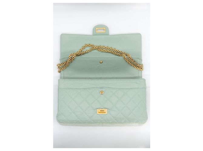 Mademoiselle Borsa Chanel 2.55 Classic Flap Verde Menta Lambskin Medium Verde chiaro - vista 15