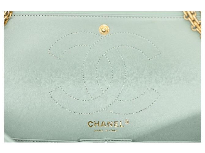 Mademoiselle Borsa Chanel 2.55 Classic Flap Verde Menta Lambskin Medium Verde chiaro - vista 16