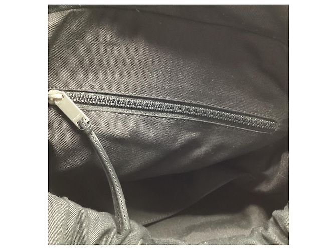 Yves Saint Laurent Zaino Saint Laurent Noe Patched in cotone nero - vista 11
