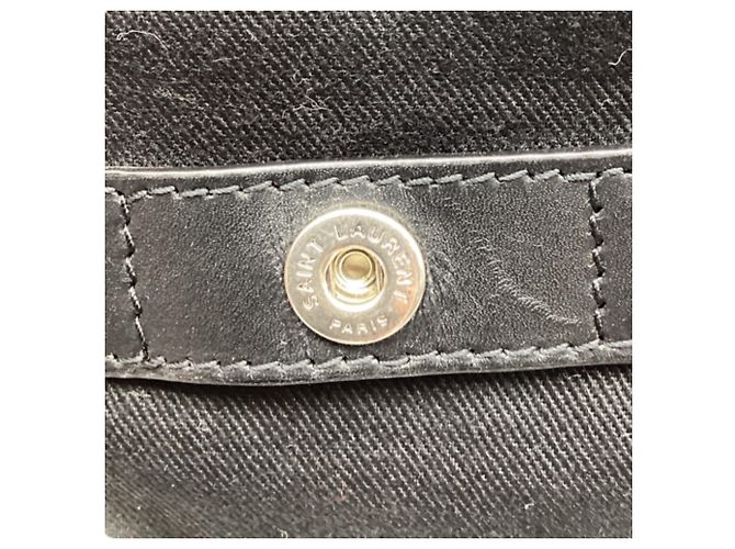 Yves Saint Laurent Zaino Saint Laurent Noe Patched in cotone nero - vista 12
