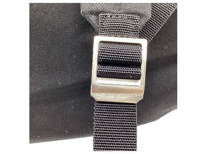 Yves Saint Laurent Zaino Saint Laurent Noe Patched in cotone nero - vista 14