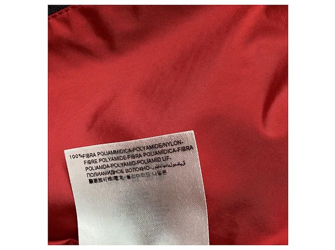 Giacca a vento Moncler con cappuccio e zip in poliammide rossa Rosso - vista 6