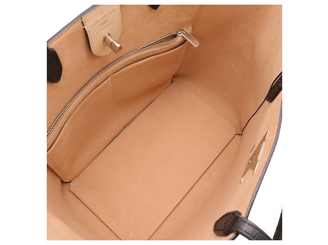 Twist Borsa 2way in pelle Louis Vuitton Lockme Cabas Nero Beige - vista 6