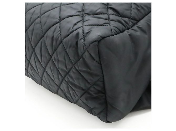 Zaino Chanel Coco Cocoon in nylon e pelle Nero Bordò - vista 3