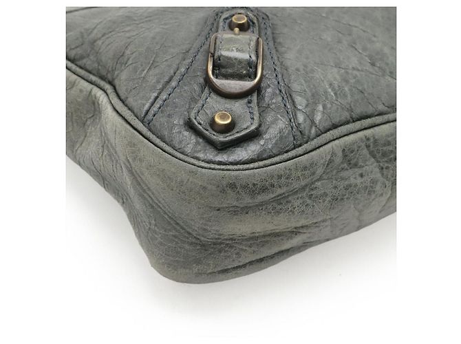 Borsa a tracolla Balenciaga The Hip in pelle di vitello Verde Verde scuro - vista 3