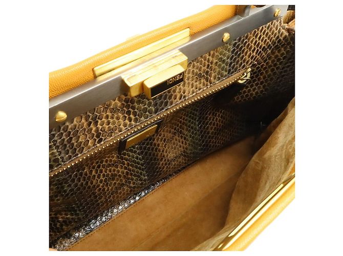 Bolsa 2way Fendi Peekaboo em couro e python Amarelo Mostarda - vista 8