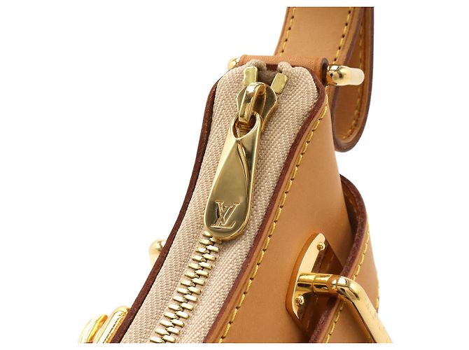 Borsa a tracolla Louis Vuitton Greta Monogram Nero - vista 4