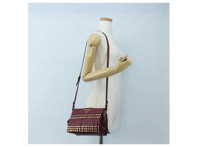PRADA Shoulder Bag Safiano leather Bordeaux Gold - vista 25