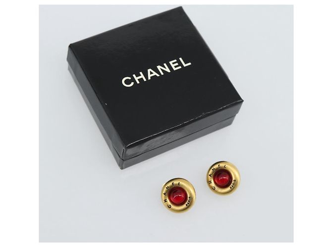 CHANEL Earring Metal Gold Tone Red CC - vista 12