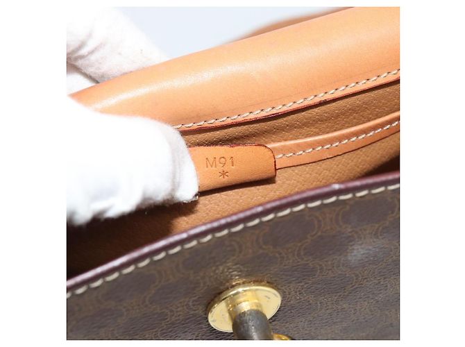Céline Borsa a tracolla CELINE Macadam in PVC e pelle, marrone e oro, codice articolo ep15326 - vista 22