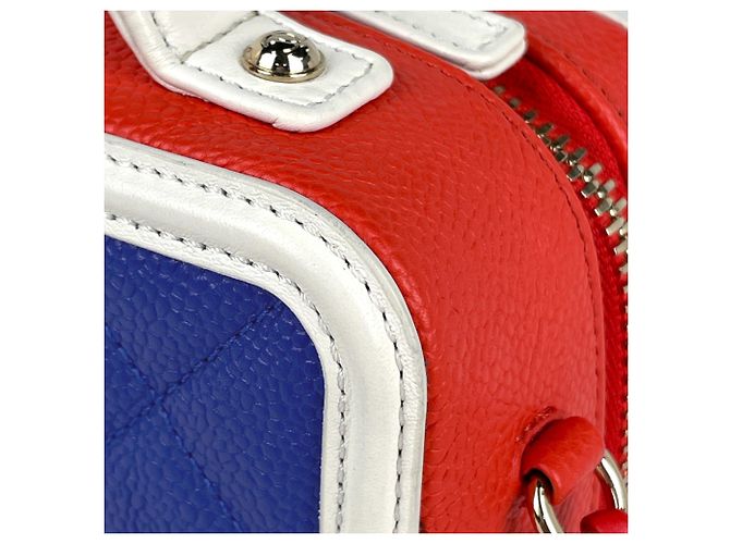 Borsa Vanity Chanel Matelassé Bianco Rosso Blu - vista 8