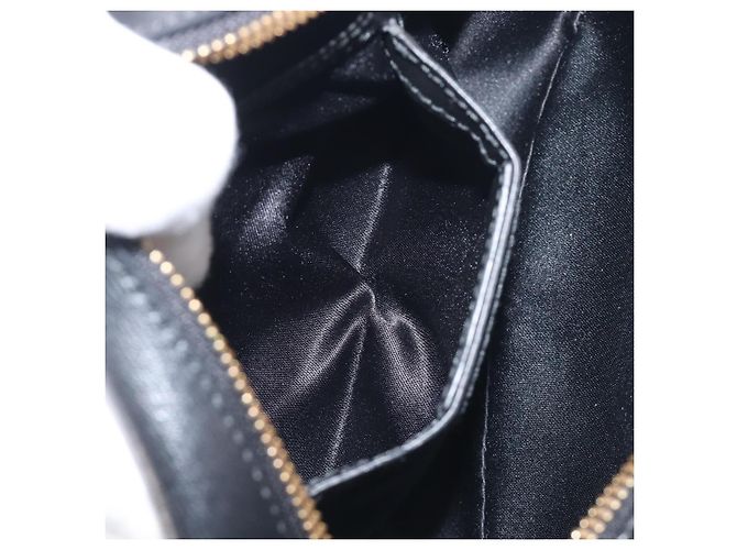 Borsa a tracolla Salvatore Ferragamo Gancini in pelle nera e oro Auth BA15079A - vista 20