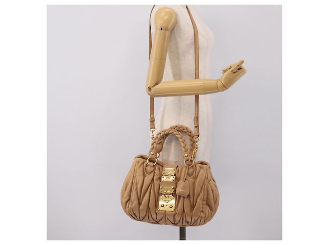Borsa a mano Miu Miu Matelassé in pelle 2way Beige Gold Auth 196973V D'oro - vista 24