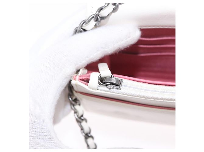 Cartera de hombro con cadena CHANEL Matelasse Lamb Skin White CC Auth 197718V Plata Blanco Dorado - vista 24