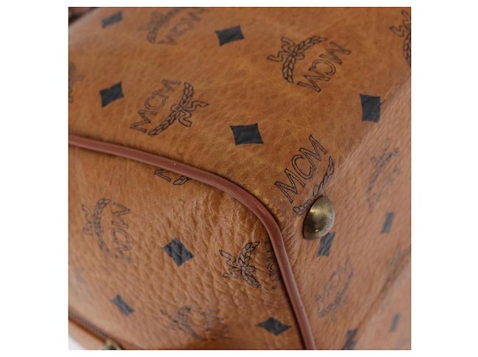 Borsa Boston MCM Vicetos Logogram PVC Leather Brown Gold Auth 200899 Marrone D'oro - vista 15