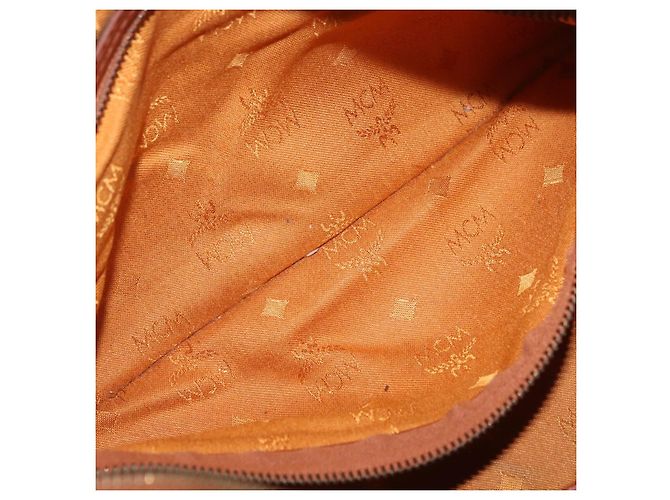Borsa Boston MCM Vicetos Logogram PVC Leather Brown Gold Auth 200899 Marrone D'oro - vista 24