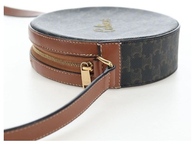 Céline Borsa a Tracolla Rotonda CELINE Triomphe PVC Nero Oro Auth 199654M D'oro - vista 3