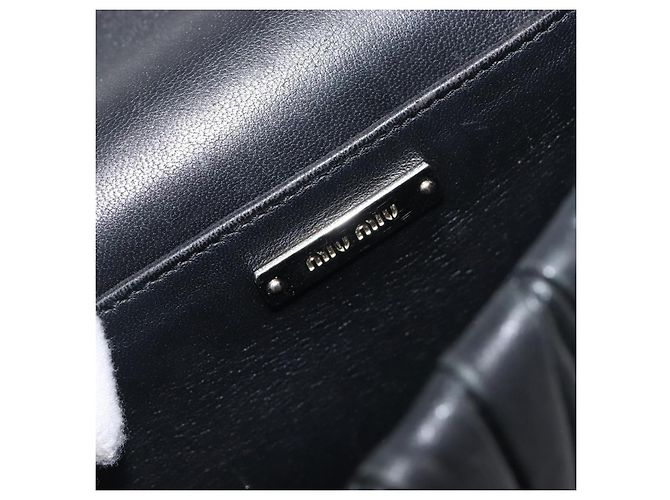Borsa a tracolla Miu Miu Matelassé con catena in pelle nera e argento Auth 199113A Nero - vista 21