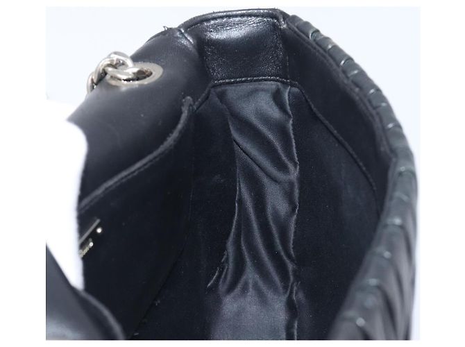 Borsa a tracolla Miu Miu Matelassé con catena in pelle nera e argento Auth 199113A Nero - vista 22