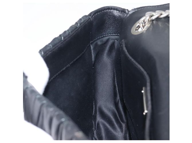 Borsa a tracolla Miu Miu Matelassé con catena in pelle nera e argento Auth 199113A Nero - vista 23
