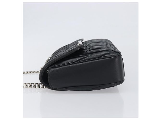 Borsa a tracolla Miu Miu Matelassé con catena in pelle nera e argento Auth 199113A Nero - vista 4