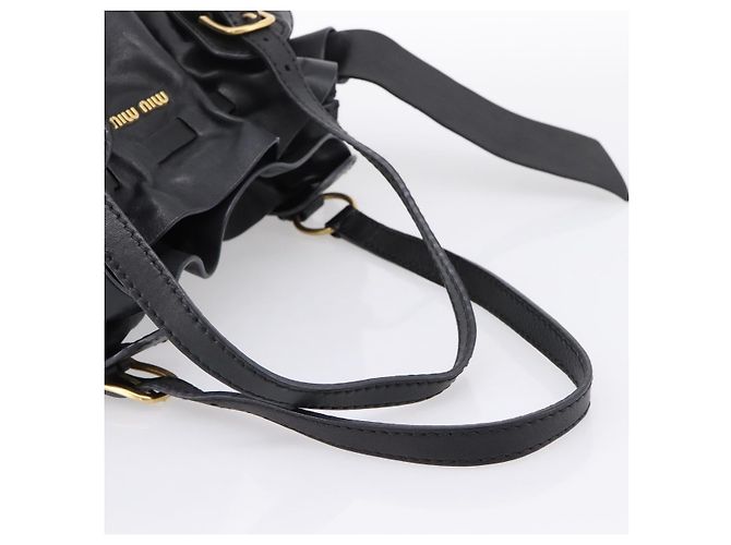Borsa a tracolla Miu Miu in pelle nera e oro Auth yk20875M Nero - vista 7
