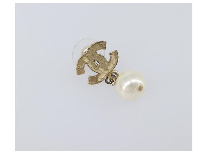 CHANEL Pierce metal Gold Tone CC Auth 198821 - vista 2
