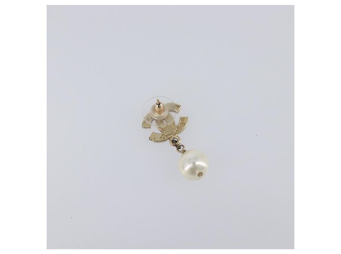 CHANEL Pierce metal Gold Tone CC Auth 198821 - vista 5
