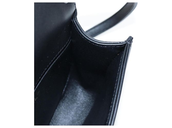 Borsa a Tracolla con Catena CHANEL Boy Chanel Pelle d'Agnello Nero Oro CC Auth BA14817SAM - vista 22
