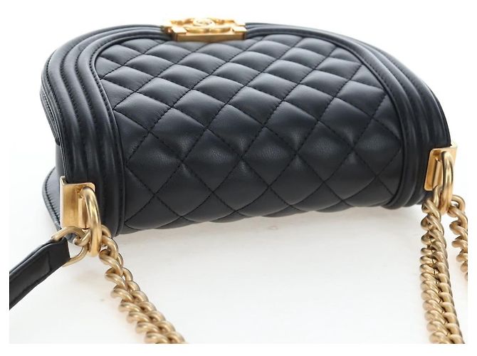 Borsa a Tracolla con Catena CHANEL Boy Chanel Pelle d'Agnello Nero Oro CC Auth BA14817SAM - vista 6