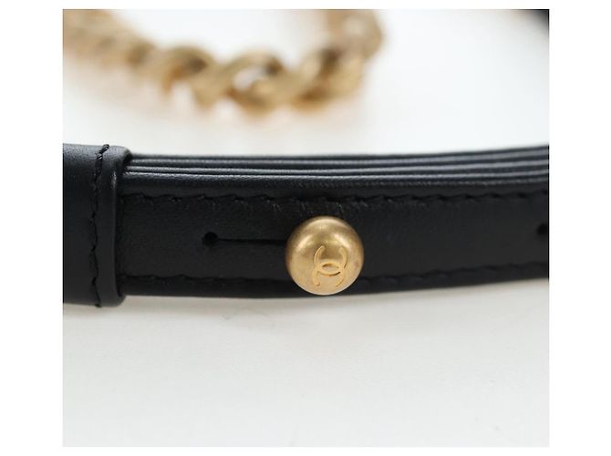 Borsa a Tracolla con Catena CHANEL Boy Chanel Pelle d'Agnello Nero Oro CC Auth BA14817SAM - vista 8