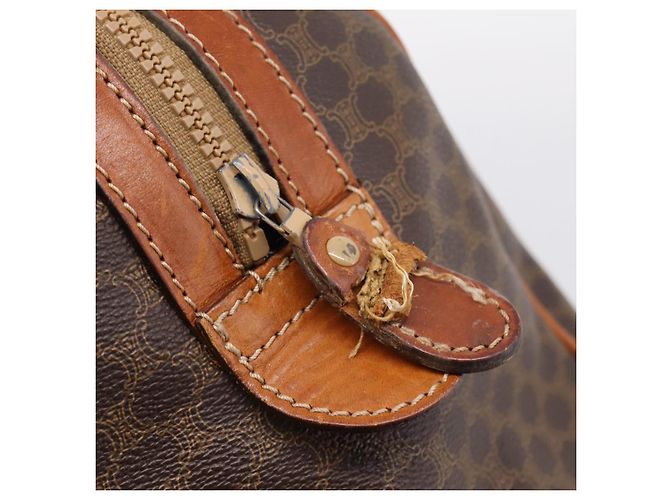 Céline Borsa Boston CELINE Macadam Canvas PVC Leather Brown Gold Auth 197619 Marrone D'oro - vista 10