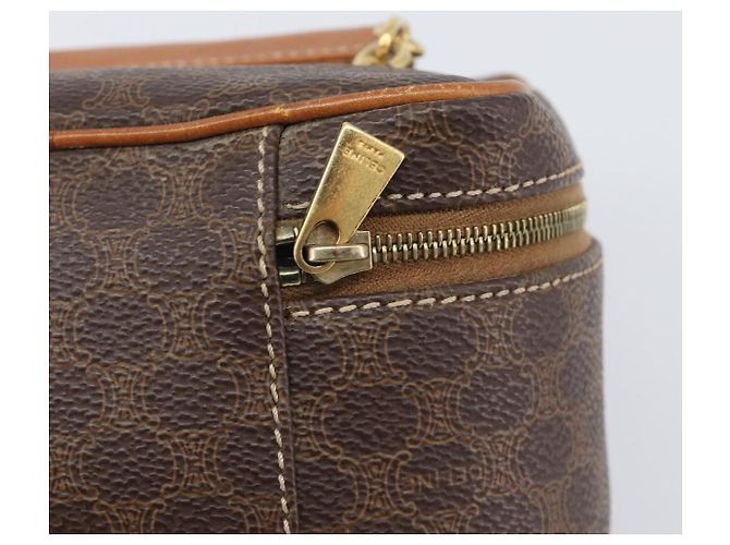 Céline Borsa Vanity a mano con catena CELINE Macadam Canvas PVC Pelle Marrone Oro Auth 199112A D'oro - vista 17