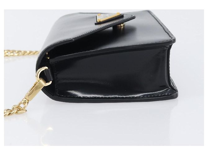 Borsa a tracolla con catena PRADA in pelle nera e oro Auth 199037SAM Nero D'oro - vista 4