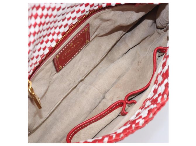 Borsa a tracolla PRADA in pelle Bianco Rosso Auth 196589A - vista 10