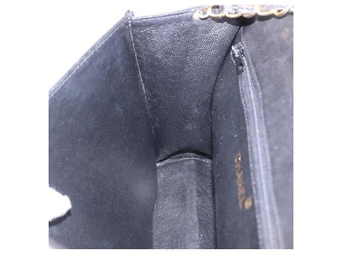 Borsa a tracolla CHANEL Matelasse con catena in pelle d'agnello nera e oro CC Auth 199673V Nero D'oro - vista 19