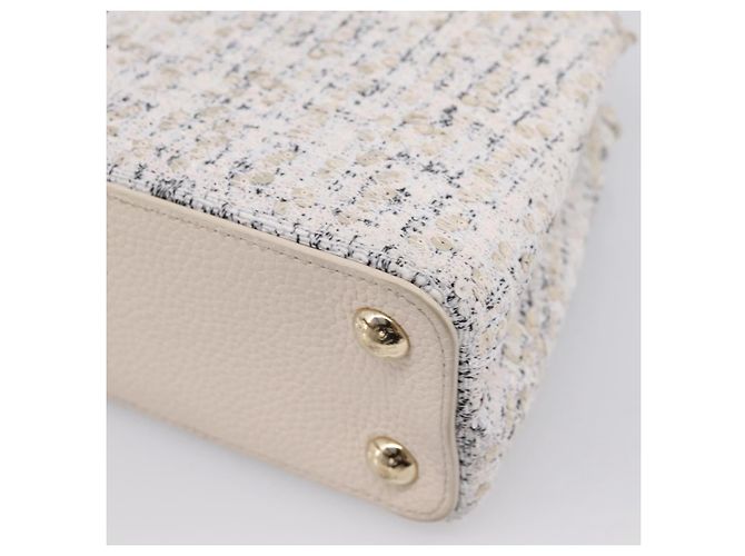 Borsa a mano LOUIS VUITTON Capucine in tweed Ivory LV Auth 198671SAM Crudo - vista 16