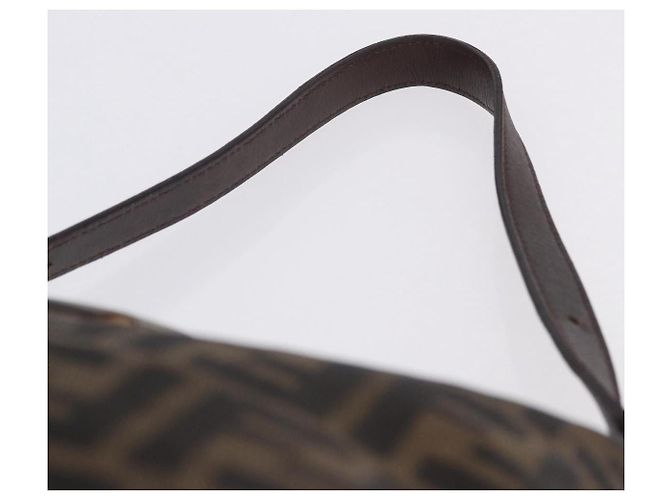Borsa a tracolla FENDI Zucca Canvas Mamma Baguette Nero Marrone Auth 197893A - vista 8