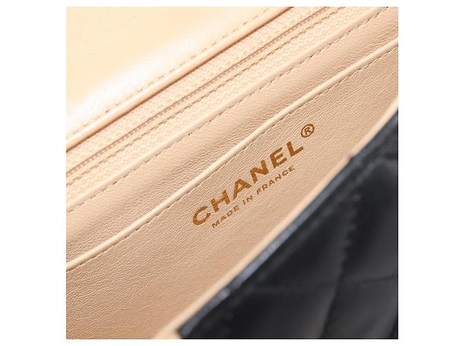 Sac à épaule Mini Matelassé avec chaîne CHANEL Cuir Agneau Beige Or CC Auth 198755SAM Doré - vue 23
