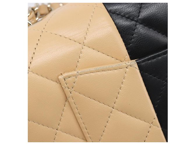 Sac à épaule Mini Matelassé avec chaîne CHANEL Cuir Agneau Beige Or CC Auth 198755SAM Doré - vue 9