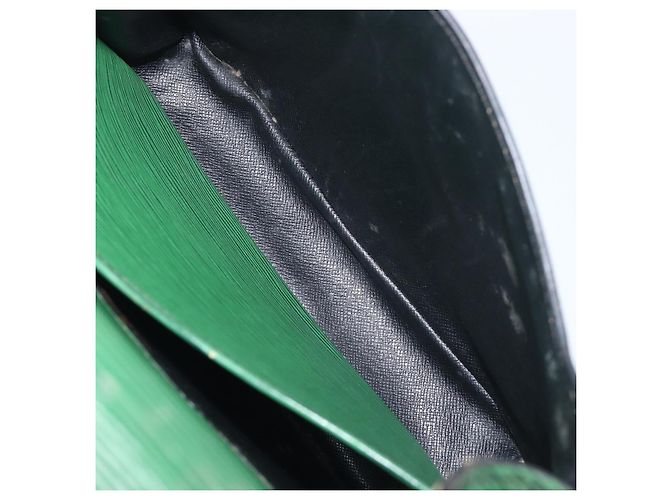 Borsa a tracolla LOUIS VUITTON Epi Cartouchiere MM Verde M52244 LV Auth 198910 - vista 24