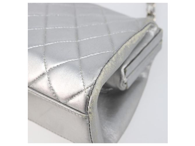 CHANEL Pochette a spalla con catena in pelle Matelassé Silver CC Auth 197202A Argento - vista 16