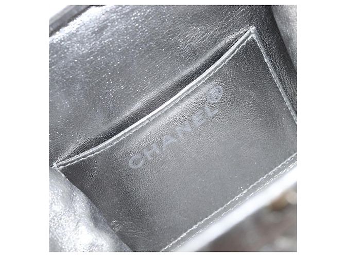 CHANEL Pochette a spalla con catena in pelle Matelassé Silver CC Auth 197202A Argento - vista 19