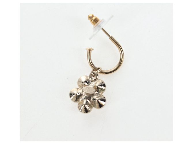 CHANEL Pierce Metal Champagne Gold CC Auth 198815M D'oro - vista 5