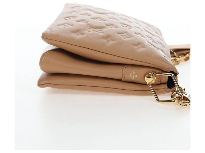 LOUIS VUITTON Monogram Emboss Kussan PM Shoulder Bag Taupe M21263 Auth 195912V - vista 5