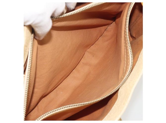 Céline CELINE Boogie Bag Leather Beige Gold Auth 196610 D'oro - vista 24
