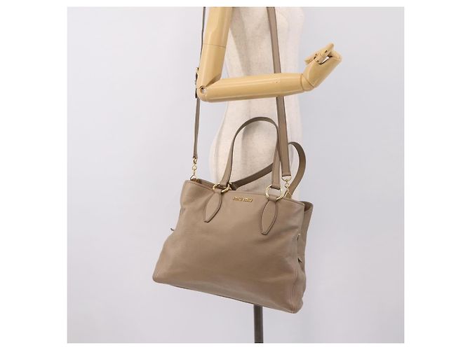 Borsa Tote Miu Miu in Pelle 2 vie Beige Oro Auth 199139V D'oro - vista 28