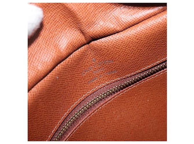 Bolsa de Ombro LOUIS VUITTON Monogram Boulogne 30 M51265 LV Auth 200189 Monograma - vista 18