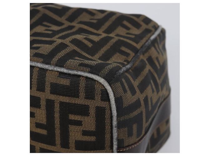 Borsa a mano Vanity Pouch FENDI Zucca Canvas Nero e Marrone Auth mr2846 - vista 8